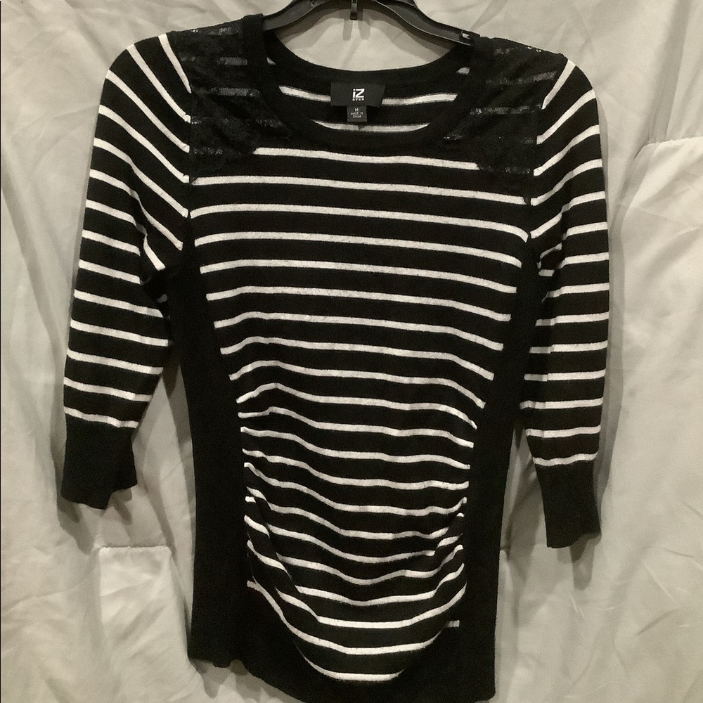 Half sleeve shirt